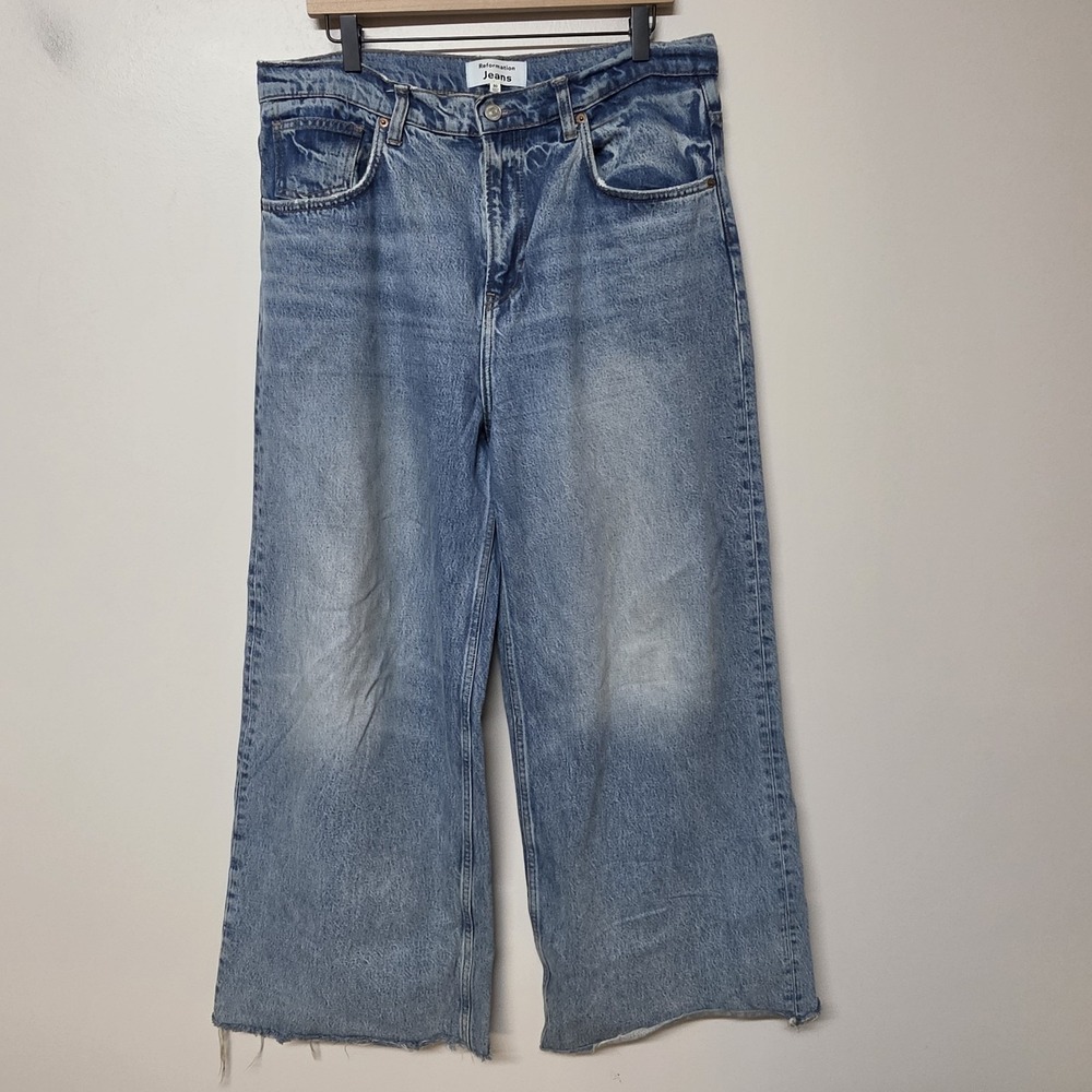 Reformation Iggy Super Wide Leg Slouch Raw Hem Atwood Wash Jeans size 30 35x29
